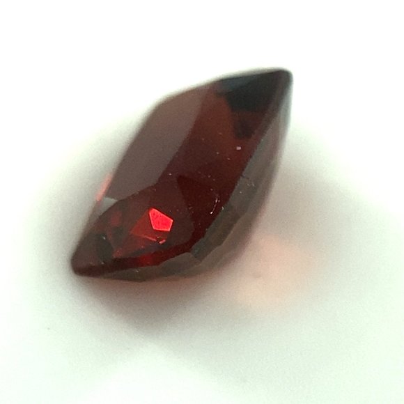 Red Mogok Spinel 2.40ct - Picture 8 of 9